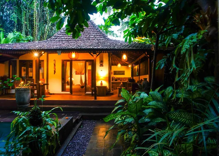 Private Villa With Nature Atmosphere By Pondok Dino